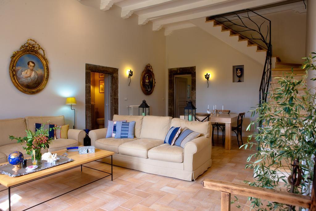 Commenda Ordine Di Malta Hotel Vignanello Exterior photo